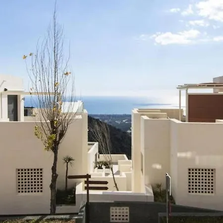 Samara 20 Luxury Gym Pools Panoramic Views *