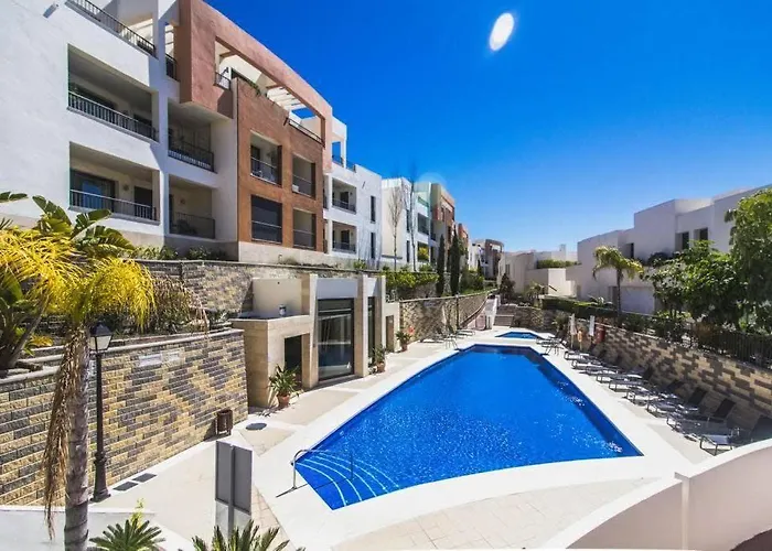 Samara 20 Luxury Gym Pools Panoramic Views