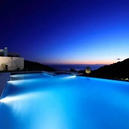 Samara 20 Luxury Gym Pools Panoramic Views *