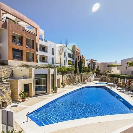 Samara 20 Luxury Gym Pools Panoramic Views